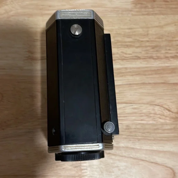 Vintage Brownie Reflex Kodak camera